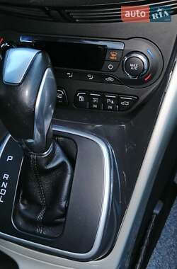 Минивэн Ford C-Max 2015 в 