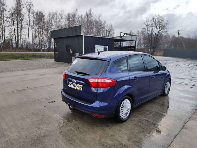 Минивэн Ford C-Max 2014 в Пулинах