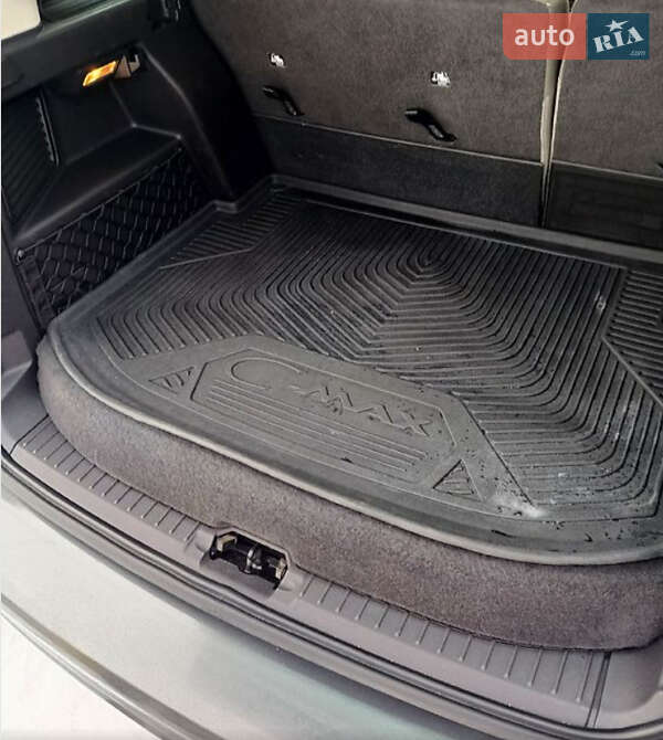 Минивэн Ford C-Max 2015 в Киеве