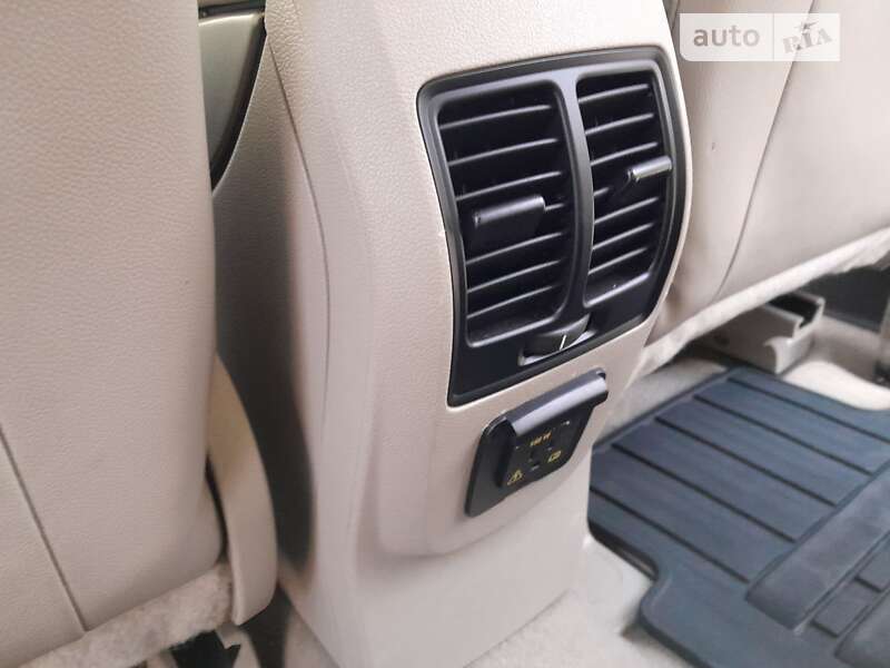 Мінівен Ford C-Max 2014 в Первомайську