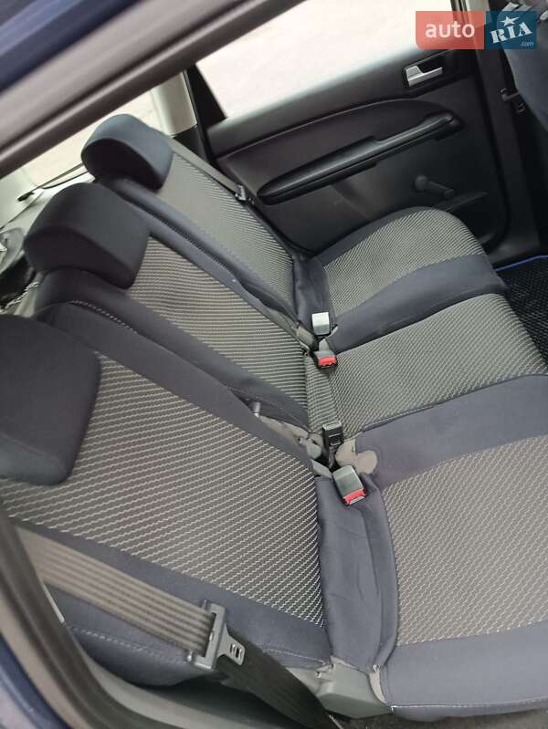 Минивэн Ford C-Max 2006 в Золочеве