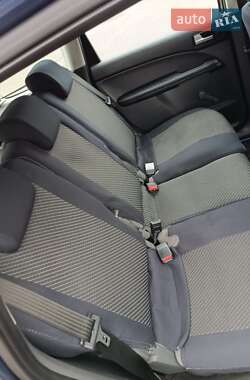 Мінівен Ford C-Max 2006 в 