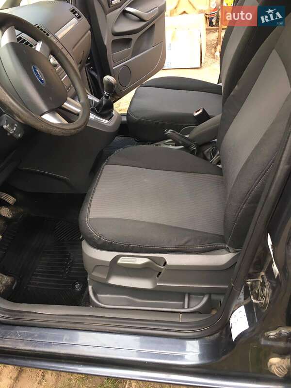 Минивэн Ford C-Max 2007 в Остер