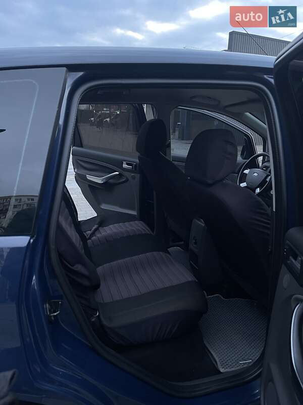 Мінівен Ford C-Max 2009 в Ужгороді