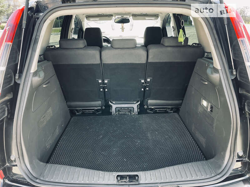 Мінівен Ford C-Max 2008 в Вараші