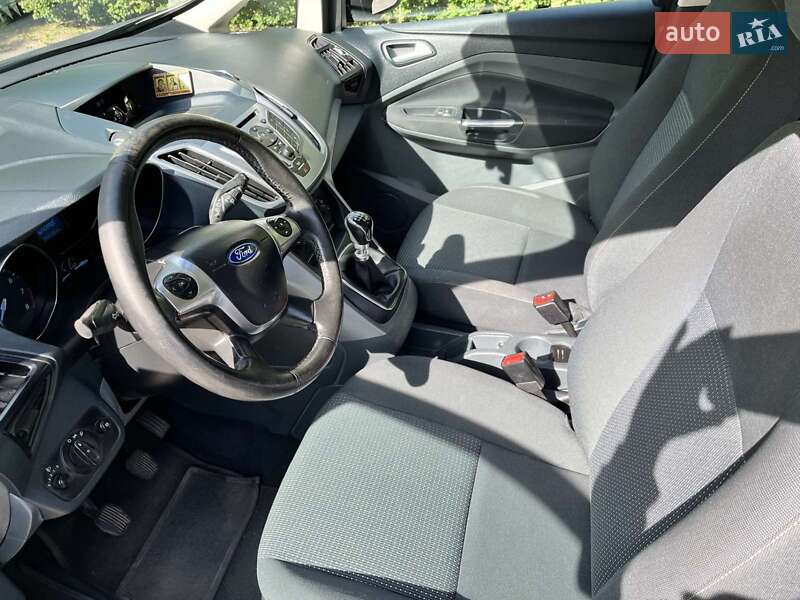 Минивэн Ford C-Max 2013 в Каменском