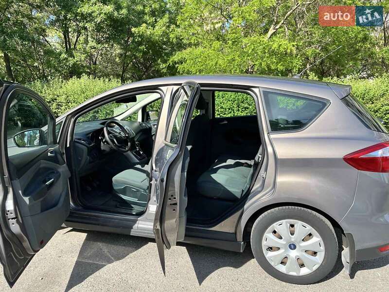 Мінівен Ford C-Max 2013 в Кам'янському