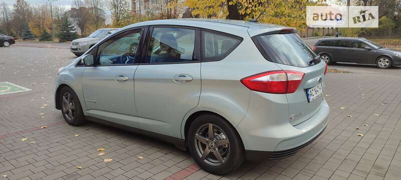 Минивэн Ford C-Max 2014 в Луцке