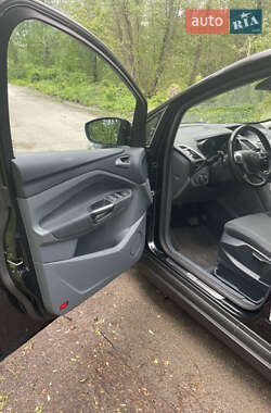 Минивэн Ford C-Max 2013 в 