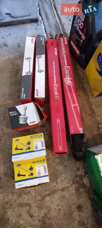 Минивэн Ford C-Max 2010 в Косове