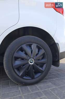 Минивэн Ford C-Max 2013 в 