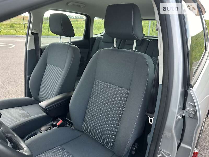 Мінівен Ford C-Max 2013 в Рівному