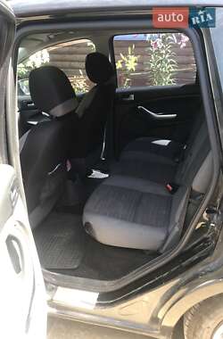 Минивэн Ford C-Max 2010 в Новоднестровске