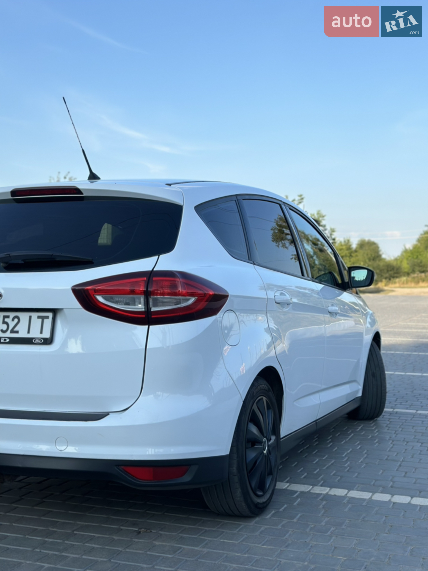 2016 Ford C-MAX - мініатюра 30