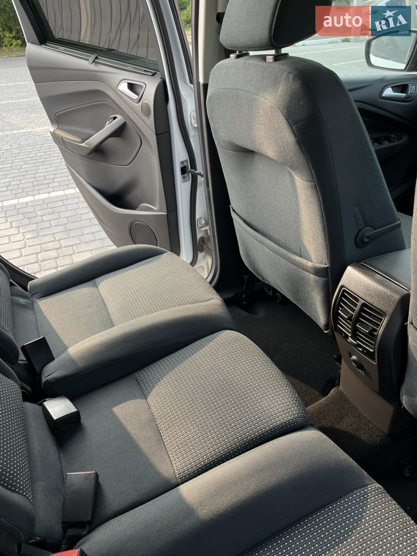 2016 Ford C-MAX - мініатюра 66