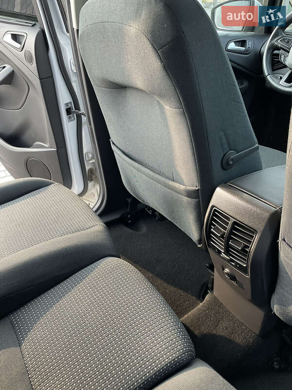 Минивэн Ford C-Max 2016 в Гайсине