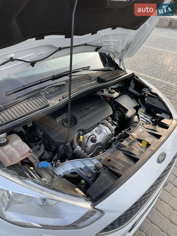 Минивэн Ford C-Max 2016 в Гайсине
