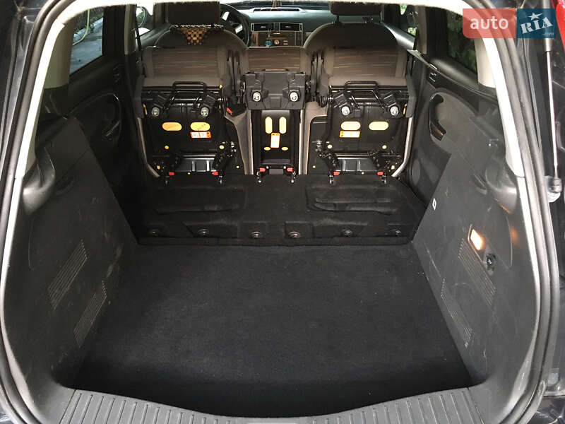 Мінівен Ford C-Max 2009 в Оженині