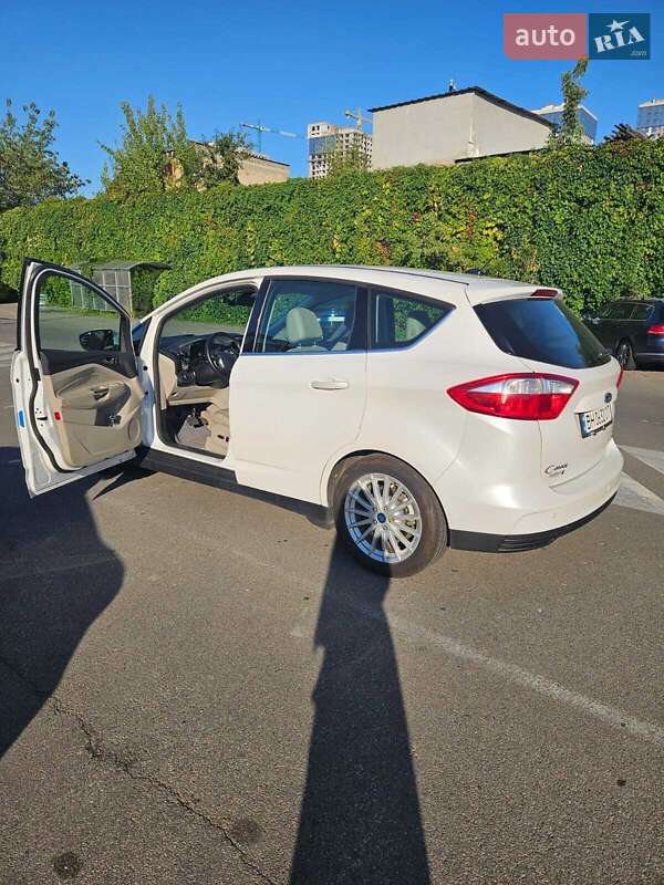 Минивэн Ford C-Max 2016 в Киеве фото 3 Минивэн Ford C-Max 2016 в Киеве