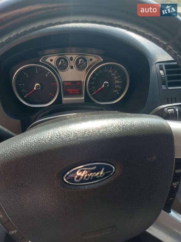 Минивэн Ford C-Max 2010 в Луцке