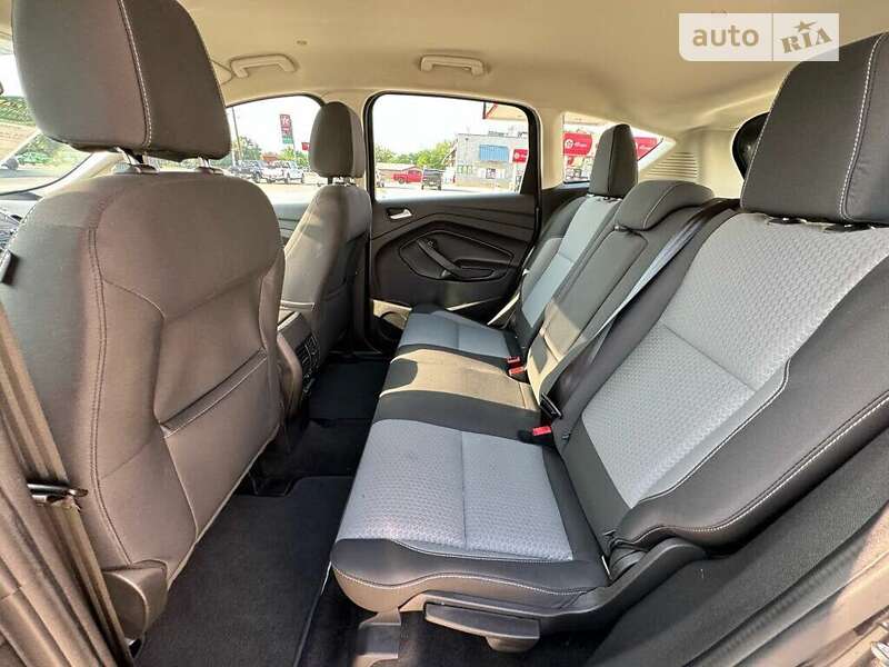 Мінівен Ford C-Max 2017 в Львові фото 29 Мінівен Ford C-Max 2017 в Львові