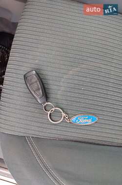 Мінівен Ford C-Max 2010 в 