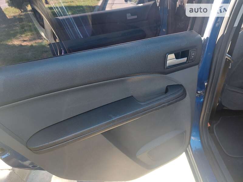 Мінівен Ford C-Max 2007 в Чернівцях фото 19 Мінівен Ford C-Max 2007 в Чернівцях