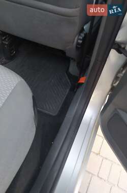 Мінівен Ford C-Max 2006 в 
