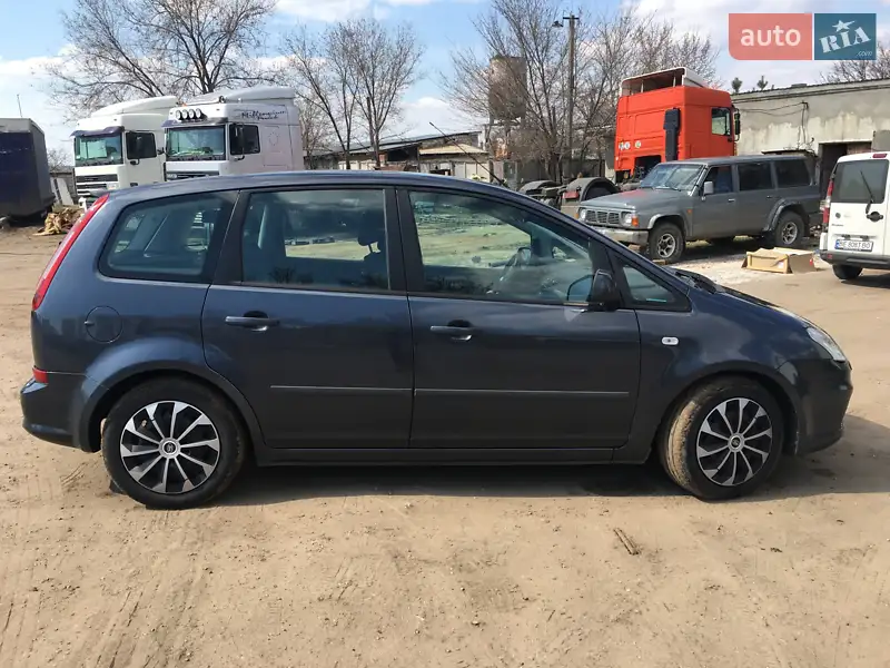 Минивэн Ford C-Max 2010 в 