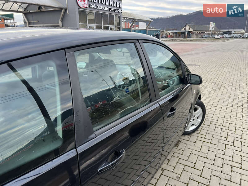 Мінівен Ford C-Max 2007 в Хусті