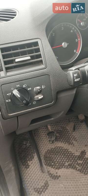 Мінівен Ford C-Max 2004 в Ківерцях
