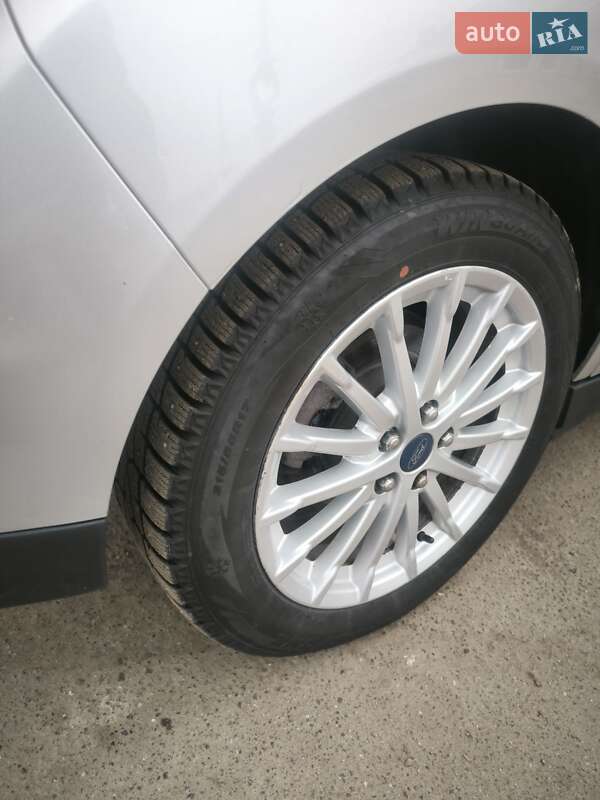 Мінівен Ford C-Max 2015 в Чернігові