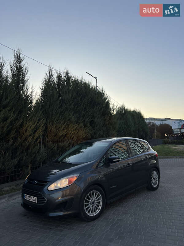 Мінівен Ford C-Max 2015 в Луцьку