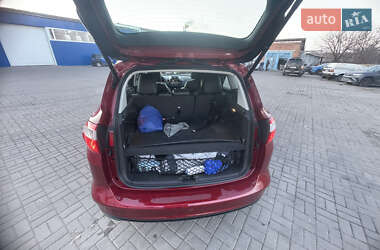 Минивэн Ford C-Max 2013 в 