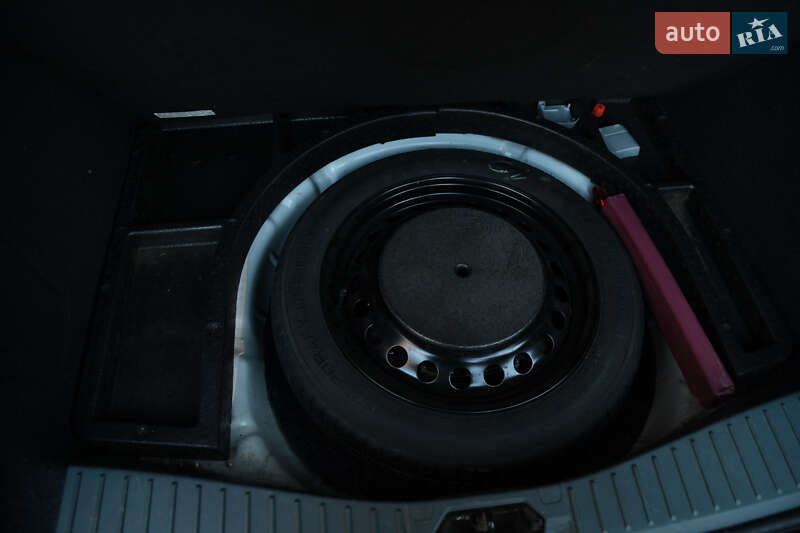 Минивэн Ford C-Max 2013 в Софиевской Борщаговке фото 21 Минивэн Ford C-Max 2013 в Софиевской Борщаговке