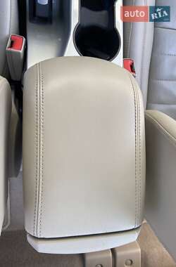 Минивэн Ford C-Max 2013 в 