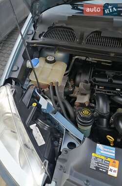 Мінівен Ford C-Max 2008 в 