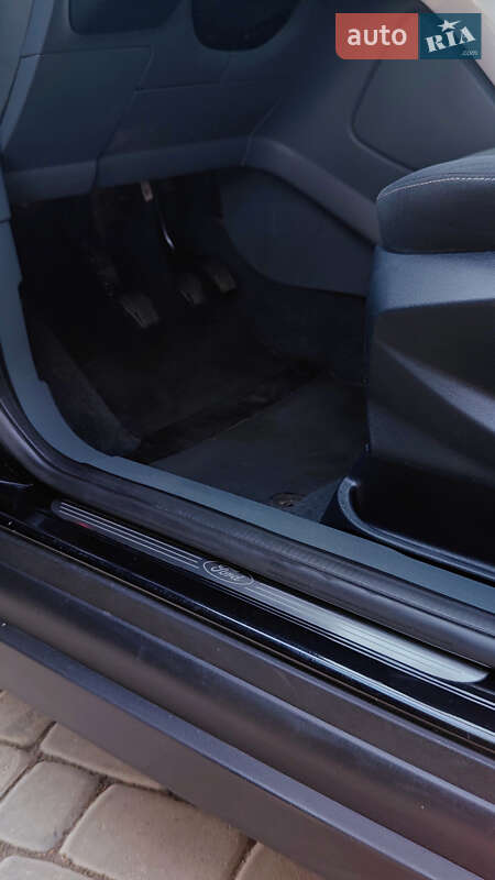 Минивэн Ford C-Max 2011 в Луцке