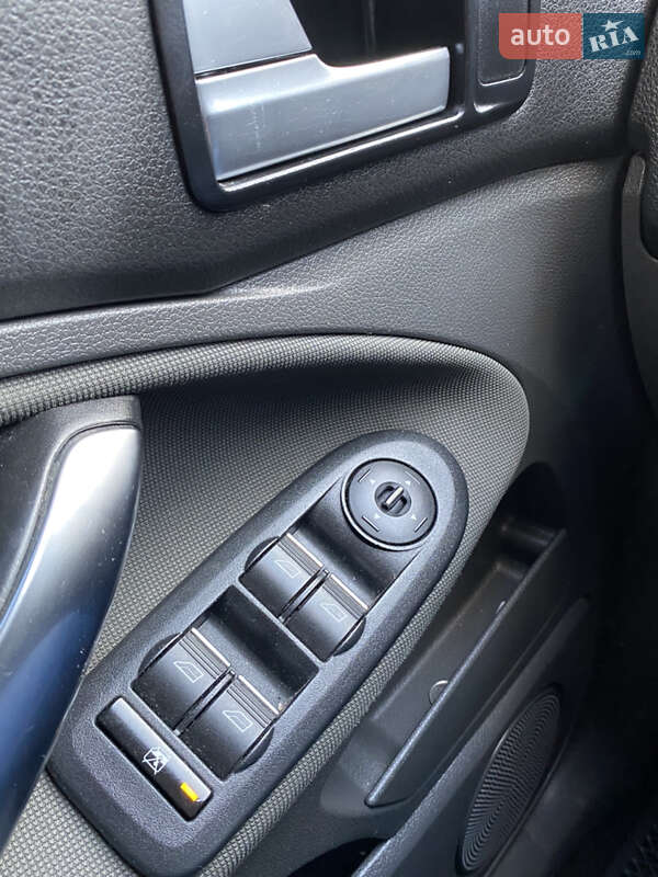 Мінівен Ford C-Max 2010 в Тернополі фото 26 Мінівен Ford C-Max 2010 в Тернополі