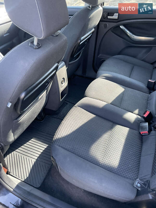 Минивэн Ford C-Max 2009 в Львове фото 20 Минивэн Ford C-Max 2009 в Львове