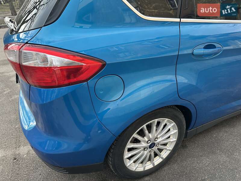 Минивэн Ford C-Max 2015 в Каменском