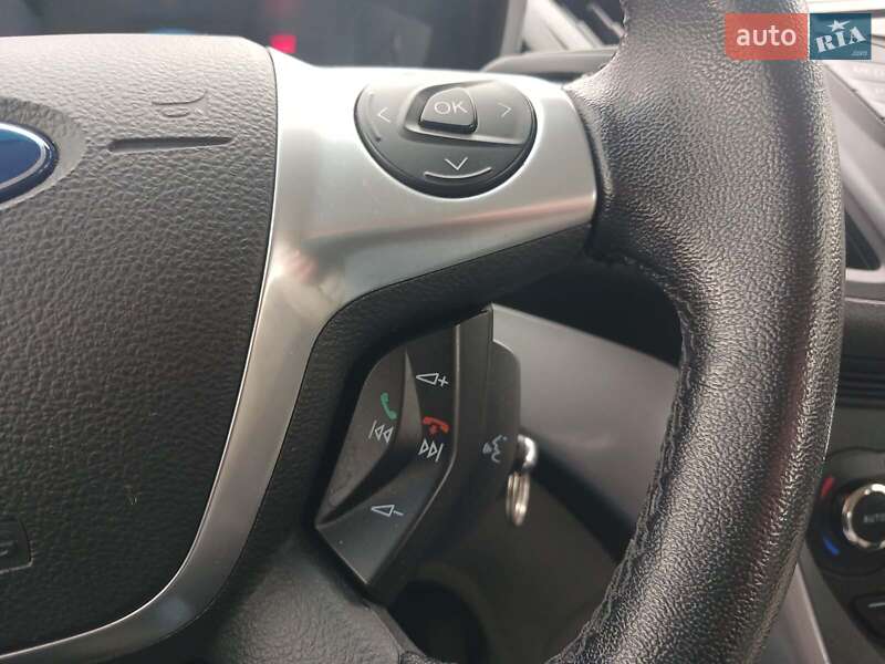 Мінівен Ford C-Max 2016 в Києві