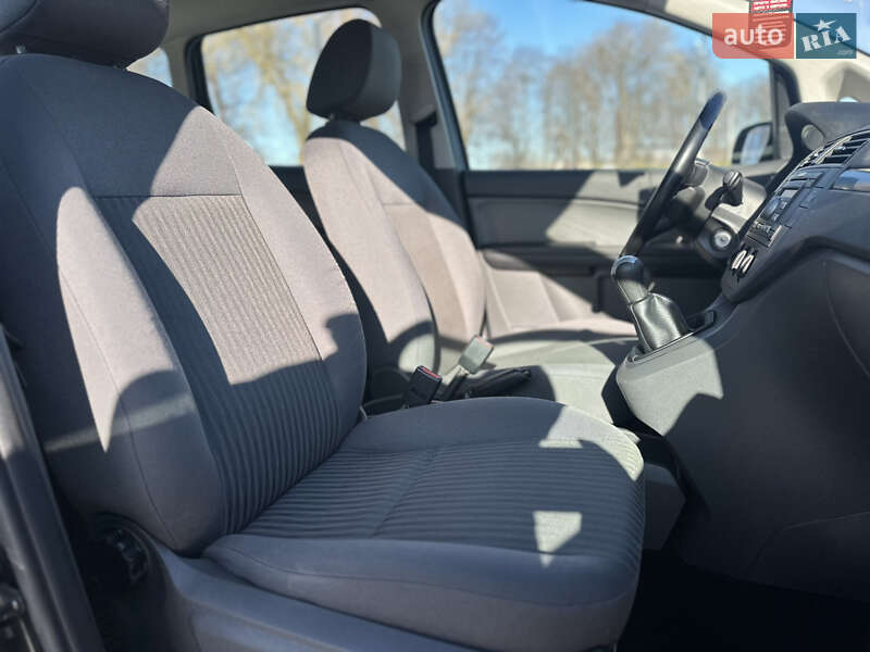 Мінівен Ford C-Max 2005 в Вінниці