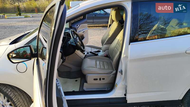 Мінівен Ford C-Max 2015 в Чернівцях