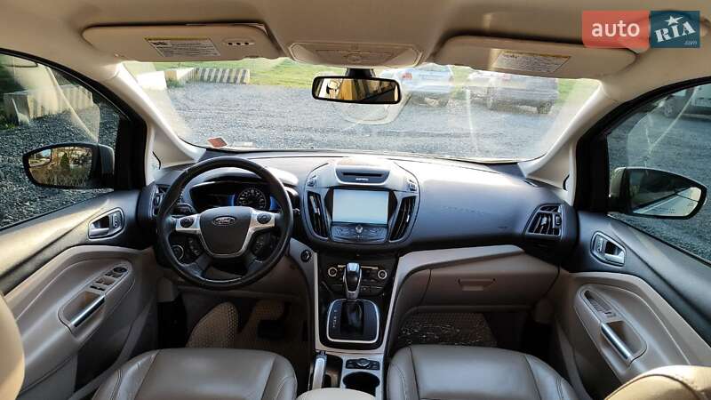 Мінівен Ford C-Max 2015 в Чернівцях