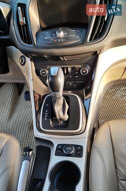 Минивэн Ford C-Max 2015 в 