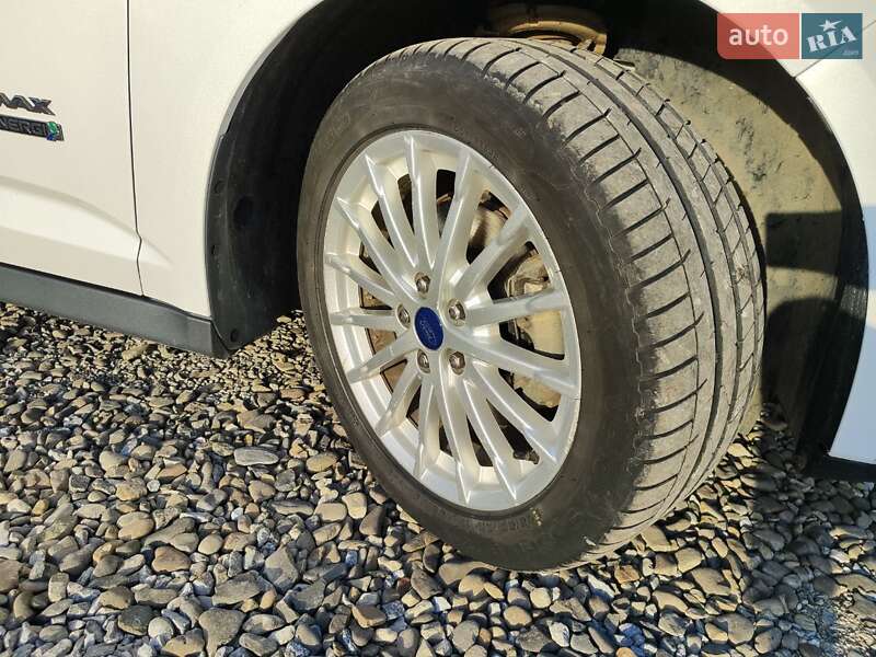 Мінівен Ford C-Max 2015 в Чернівцях