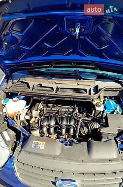 Мінівен Ford C-Max 2008 в 