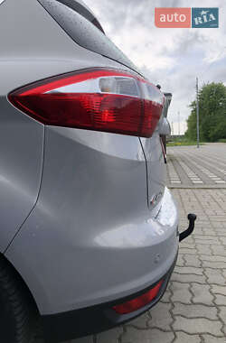 Мінівен Ford C-Max 2012 в 