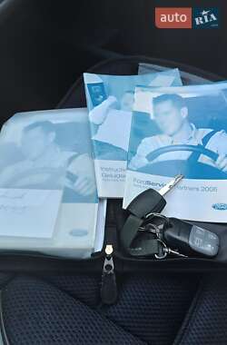 Минивэн Ford C-Max 2006 в 